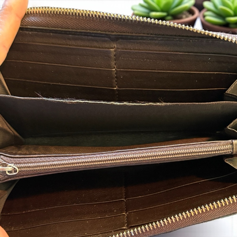 Gucci Guccissima Metallic Brown Embossed Zip Long Wallet - Picture 7 of 11